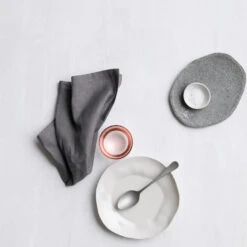 DDDDD Servetten Cabin - 40x40cm - Grijs - 4 Stuks 5 DDDDD Servetten Cabin - 40x40cm - Grijs - 4 Stuks -Tafel Benodigdheden Winkel 1000029129 0102