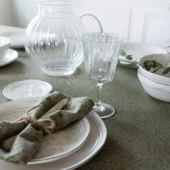 Laura Ashley Tafelkleed Sage Groen Wild Clematis 140x240cm -Tafel Benodigdheden Winkel 1000093099 0102